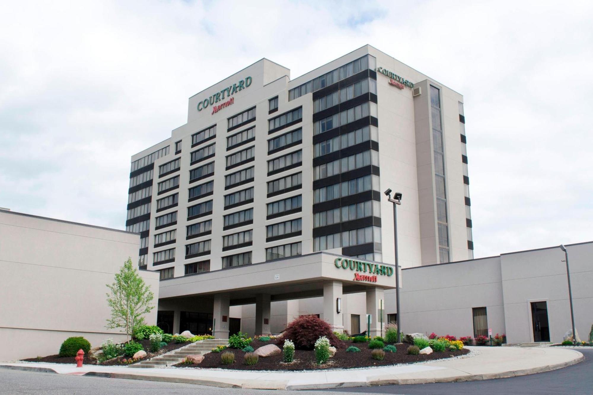 Courtyard Waterbury Downtown Hotel Exterior foto