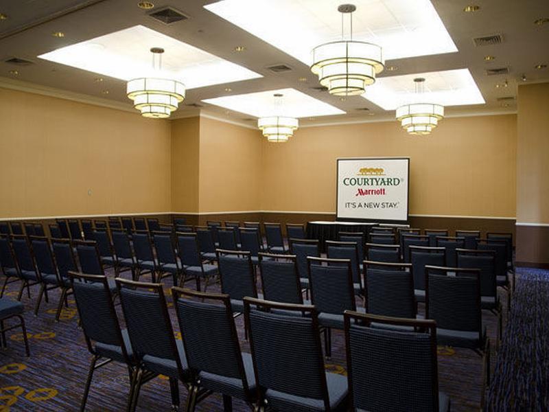 Courtyard Waterbury Downtown Hotel Exterior foto