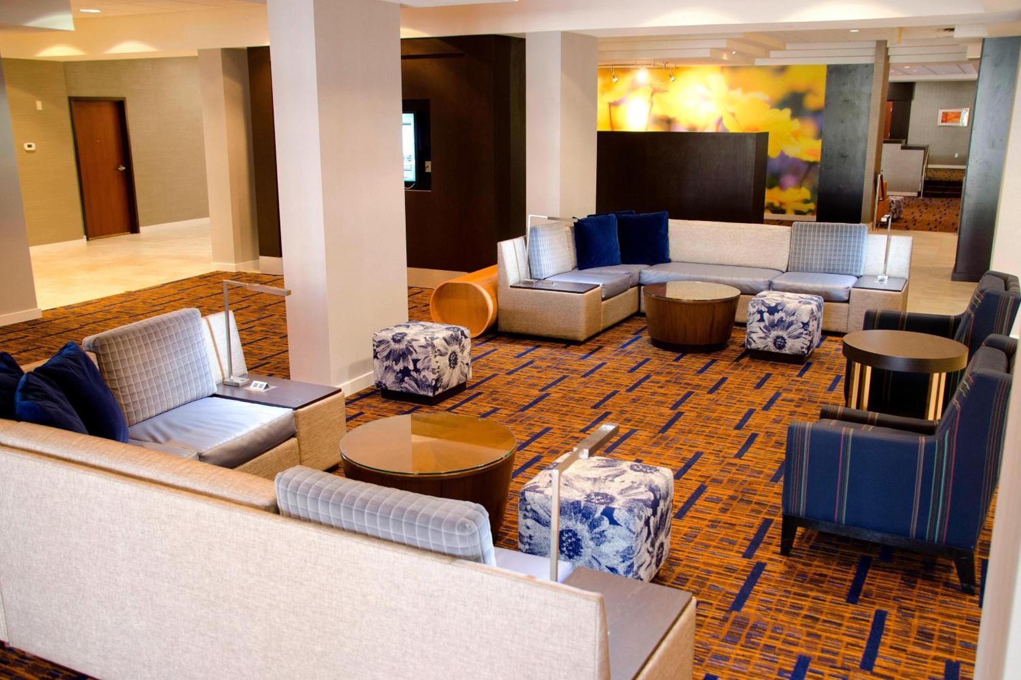 Courtyard Waterbury Downtown Hotel Exterior foto