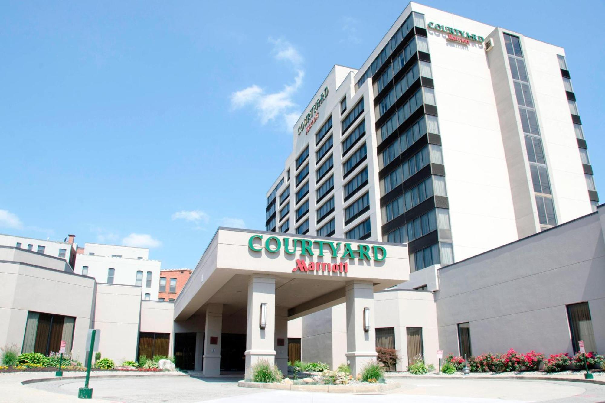Courtyard Waterbury Downtown Hotel Exterior foto