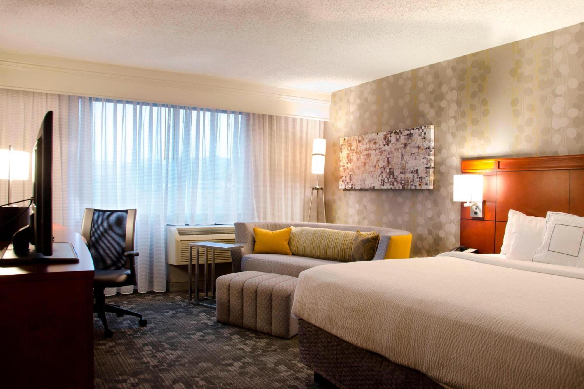 Courtyard Waterbury Downtown Hotel Exterior foto
